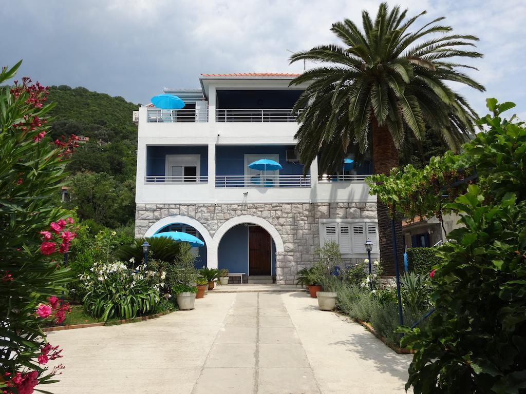 Apartments Odesa Herceg Novi Eksteriør billede